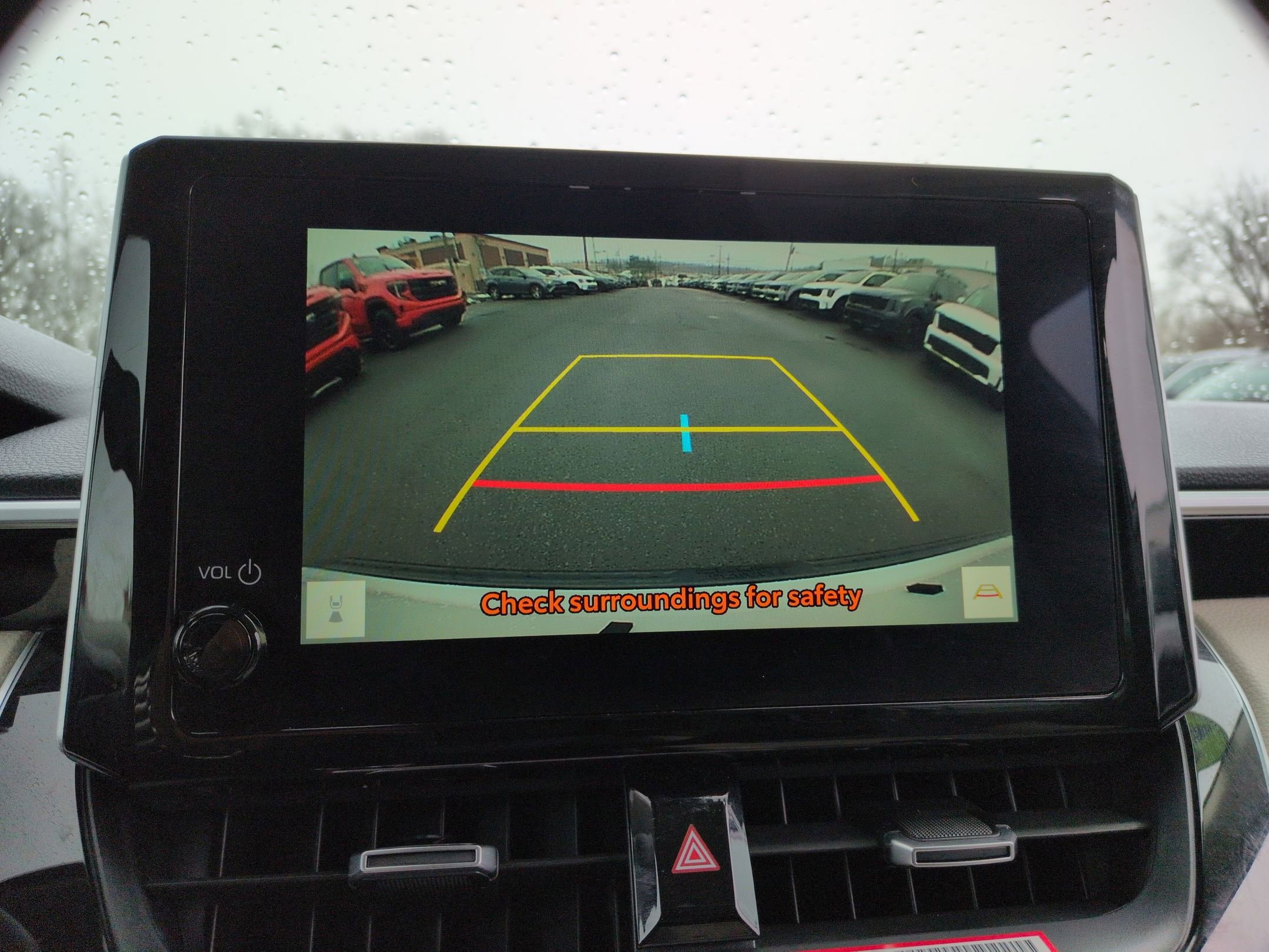 Used 2024 Toyota Corolla Cross XLE w/ Convenience Package image 11