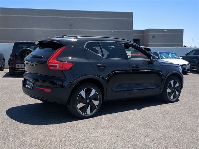 New 2025 Volvo EX40 Core w/ Climate Package image 7