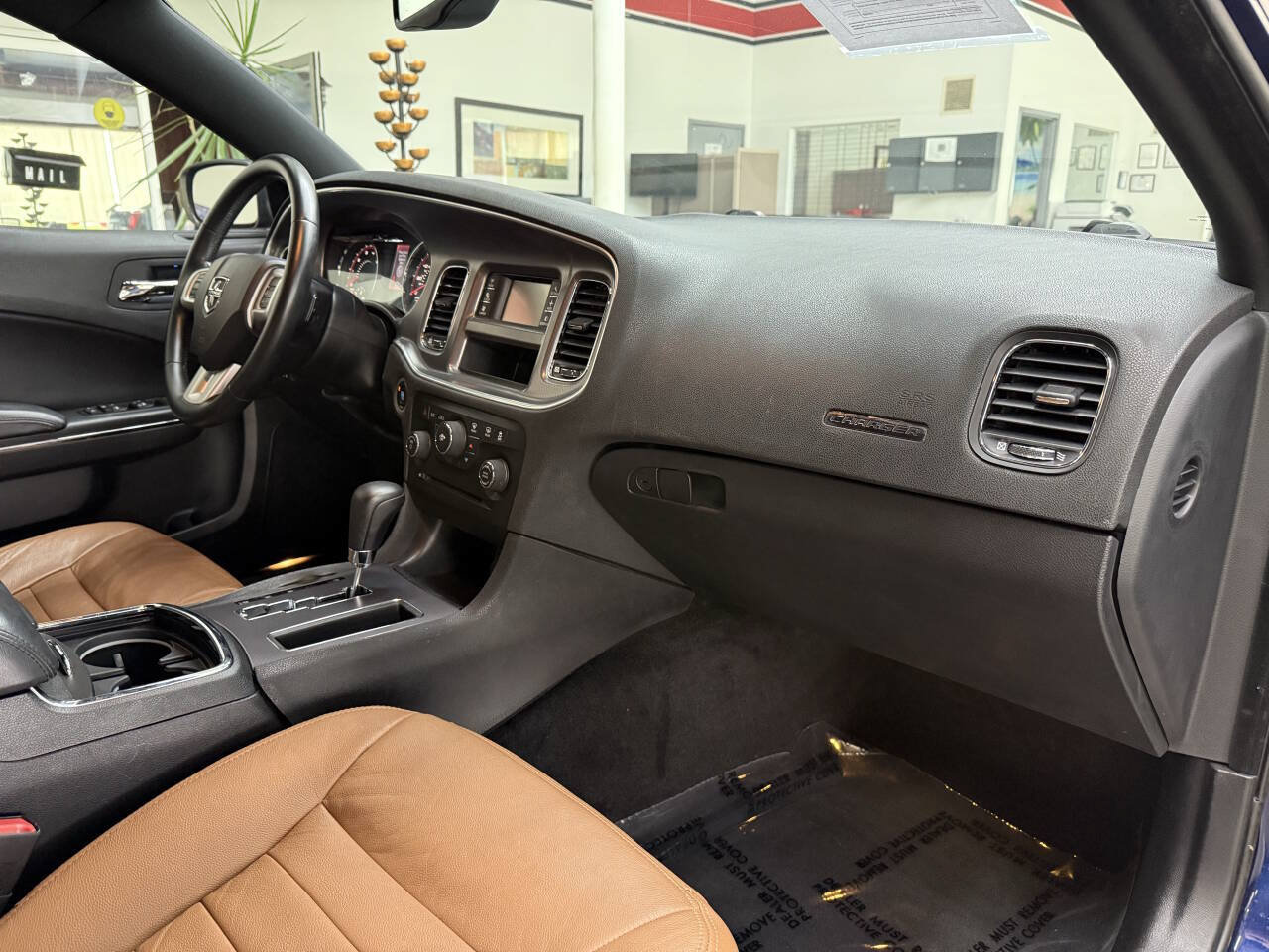 Used 2014 Dodge Charger SE w/ Sport Appearance Group RWD image 18