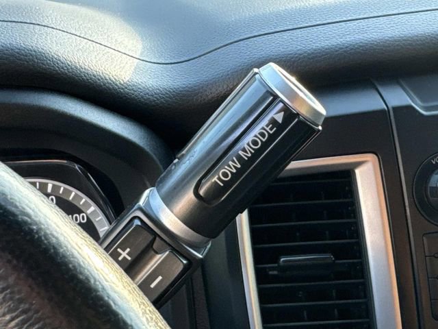 Used 2019 Nissan Titan SV w/ SV Convenience Package image 26