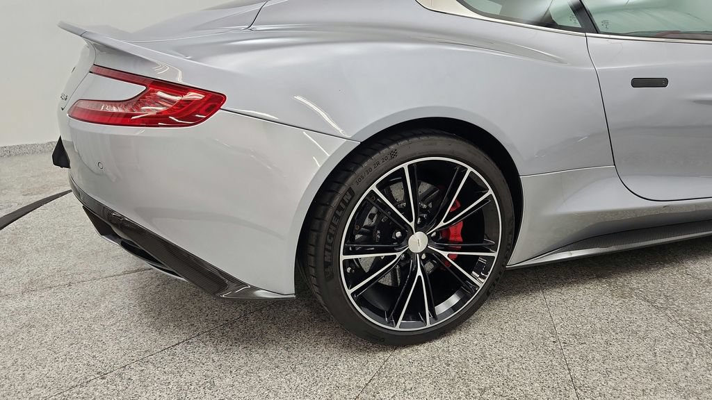 Used 2014 Aston Martin Vanquish Coupe RWD image 60