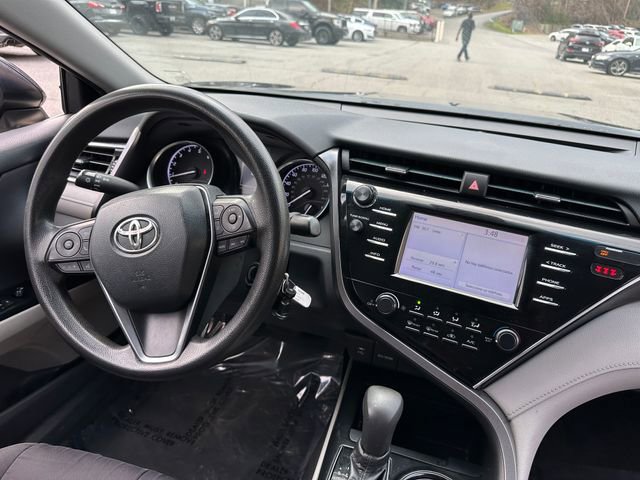 Used 2018 Toyota Camry L image 20