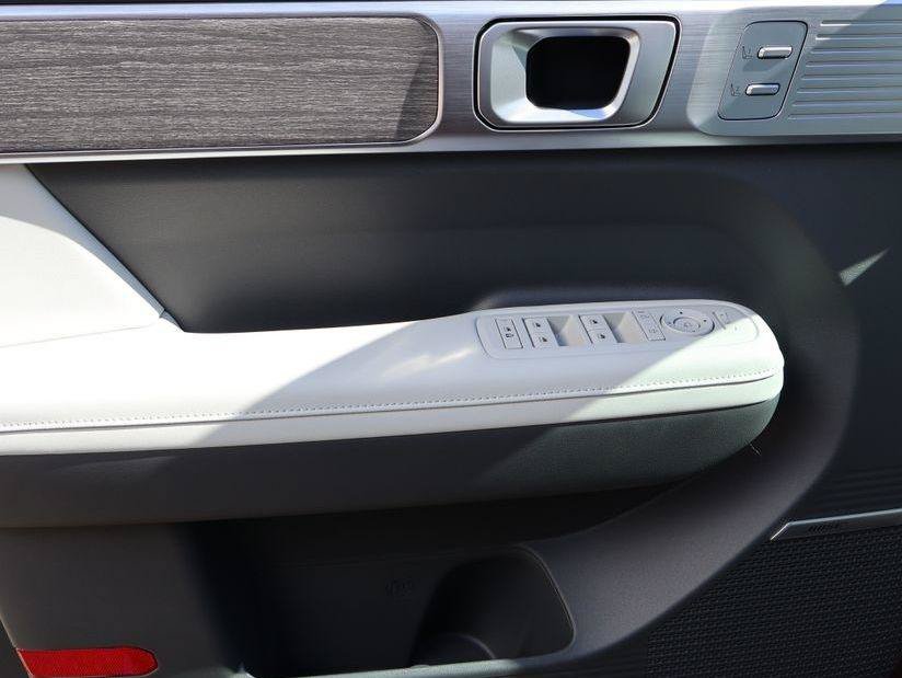 New 2027 Hyundai Santa Fe Calligraphy AWD/4WD image 23
