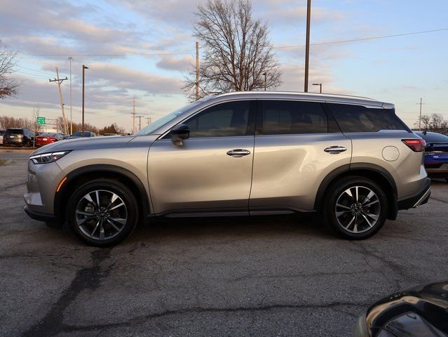 Used 2025 INFINITI QX60 Luxe image 5