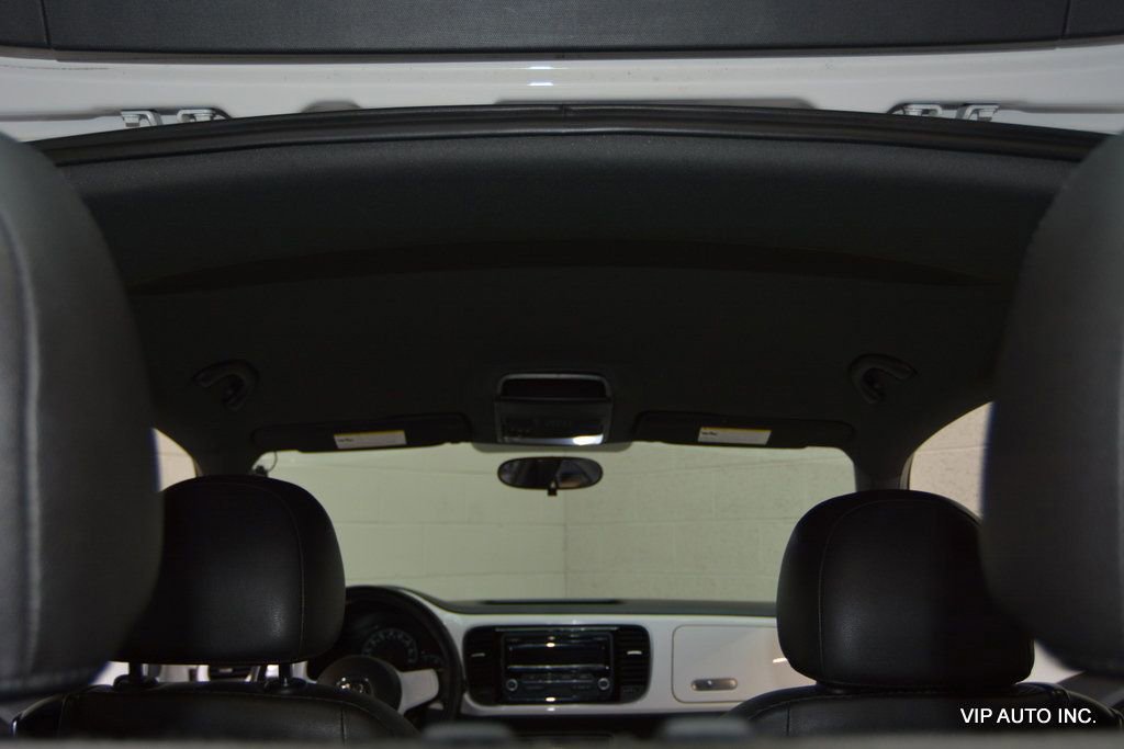 Used 2012 Volkswagen Beetle 2.5 image 17
