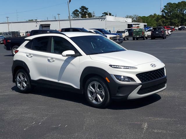 Used 2023 Hyundai Kona SEL w/ Cargo Package AWD/4WD image 32