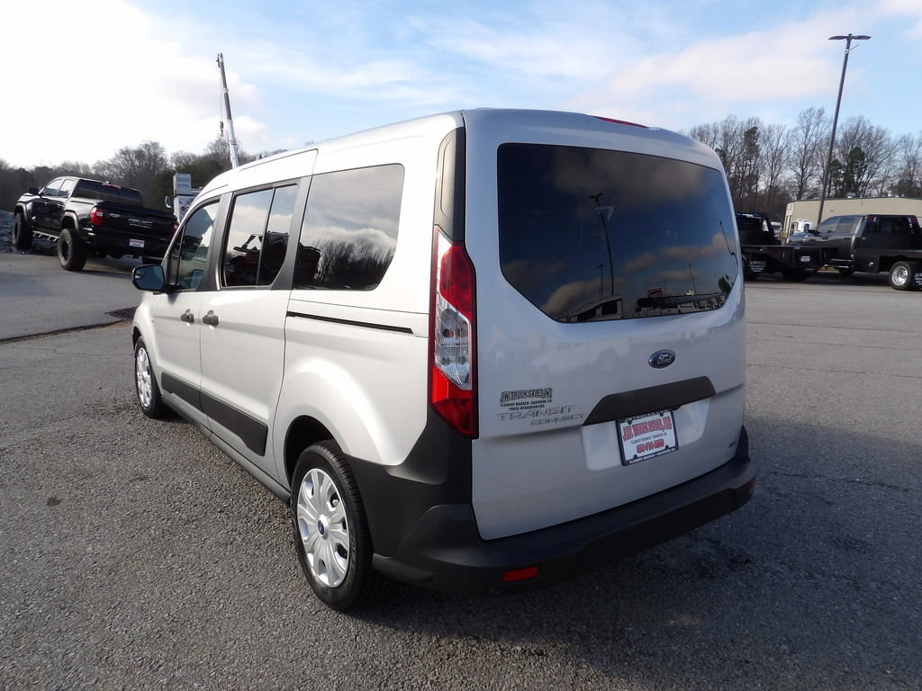 Used 2020 Ford Transit Connect XL FWD image 5