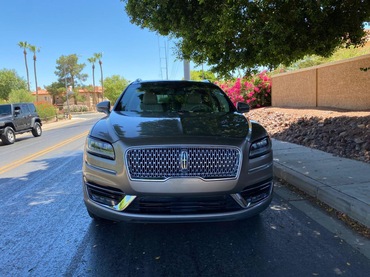 Used 2019 Lincoln Nautilus Reserve FWD image 5