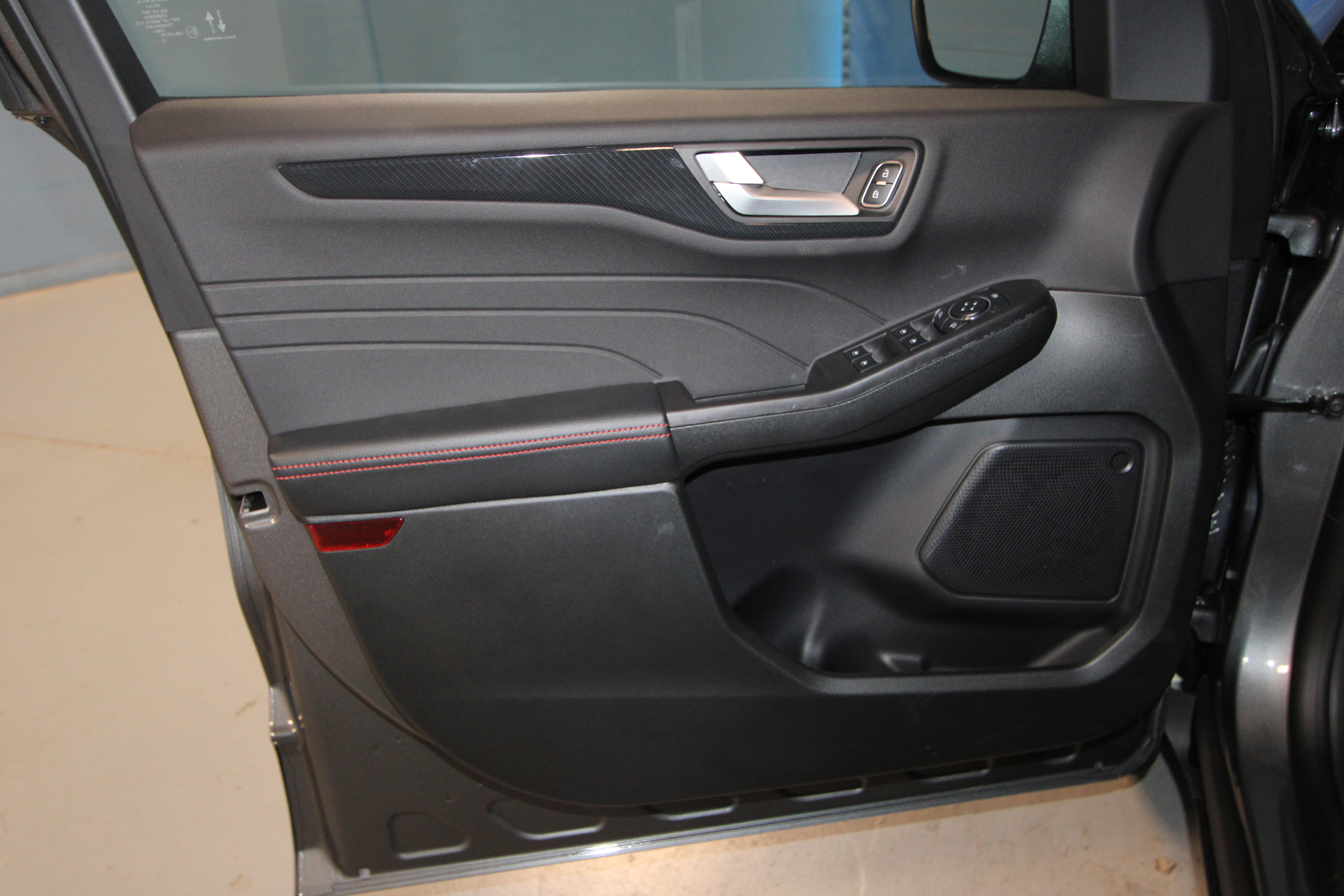 New 2026 Ford Escape ST-Line Select image 4