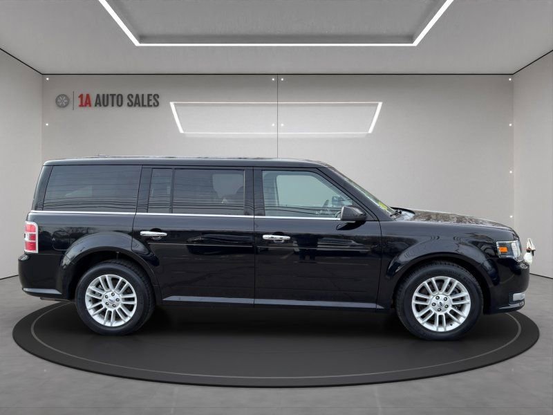 Used 2019 Ford Flex SEL image 6