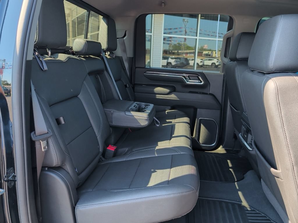 Used 2024 Chevrolet Silverado 2500 LTZ w/ LTZ Plus Package AWD/4WD image 9