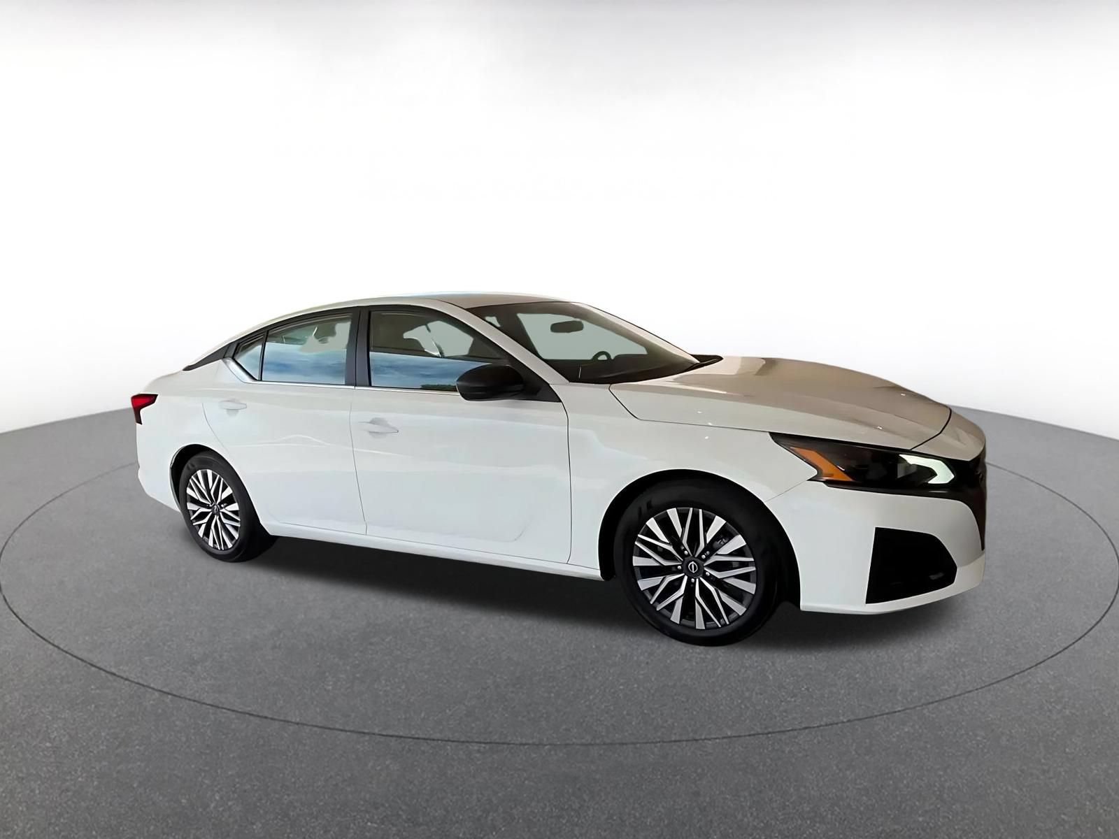 Used 2026 Nissan Altima 2.5 SV FWD video 2