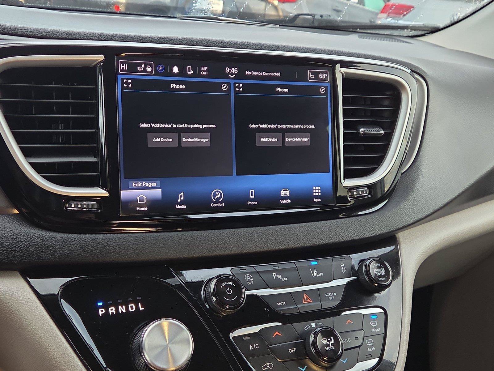 Used 2024 Chrysler Pacifica Touring-L FWD image 7
