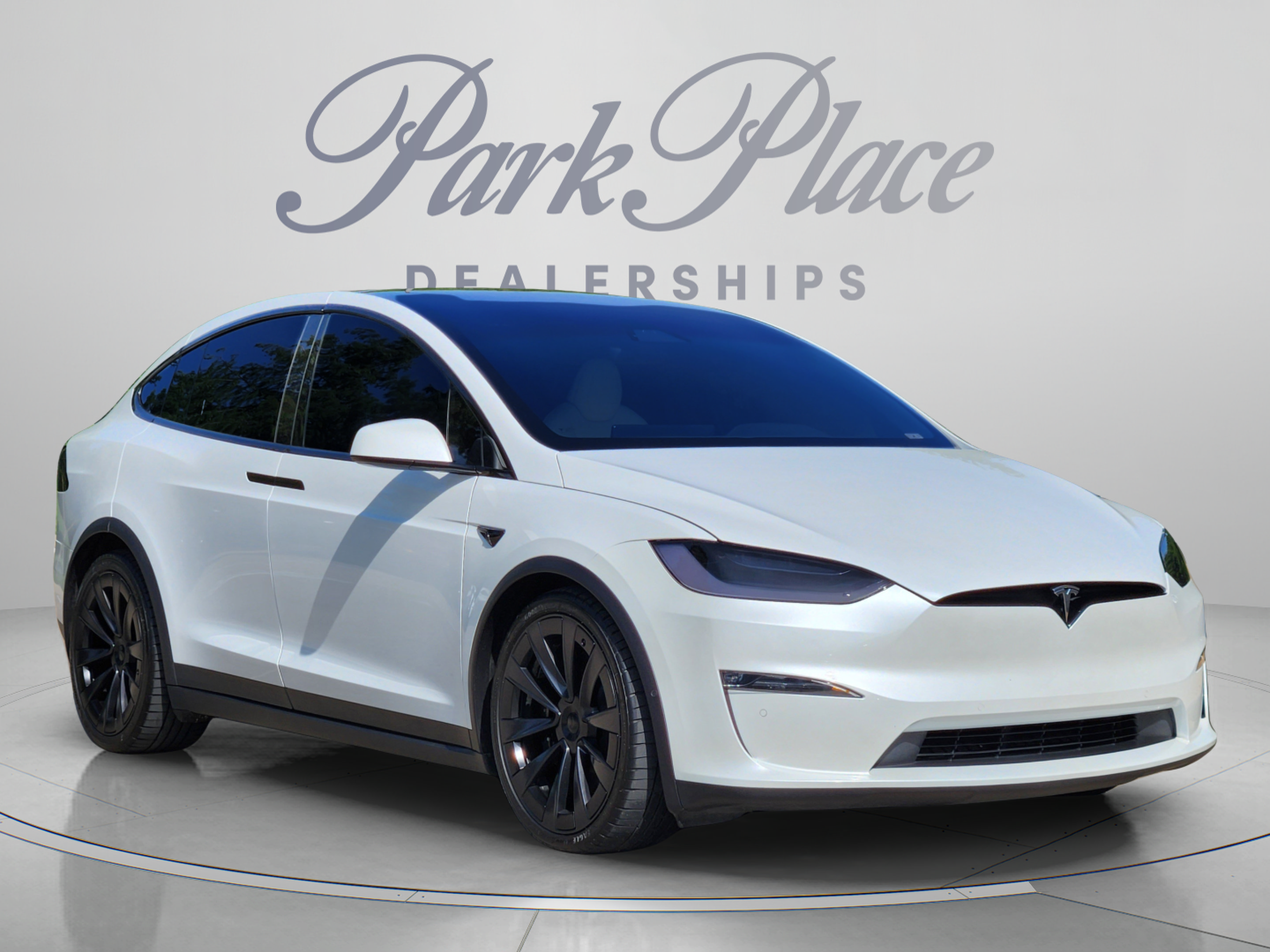 Used 2022 Tesla Model X Plaid AWD/4WD image 4