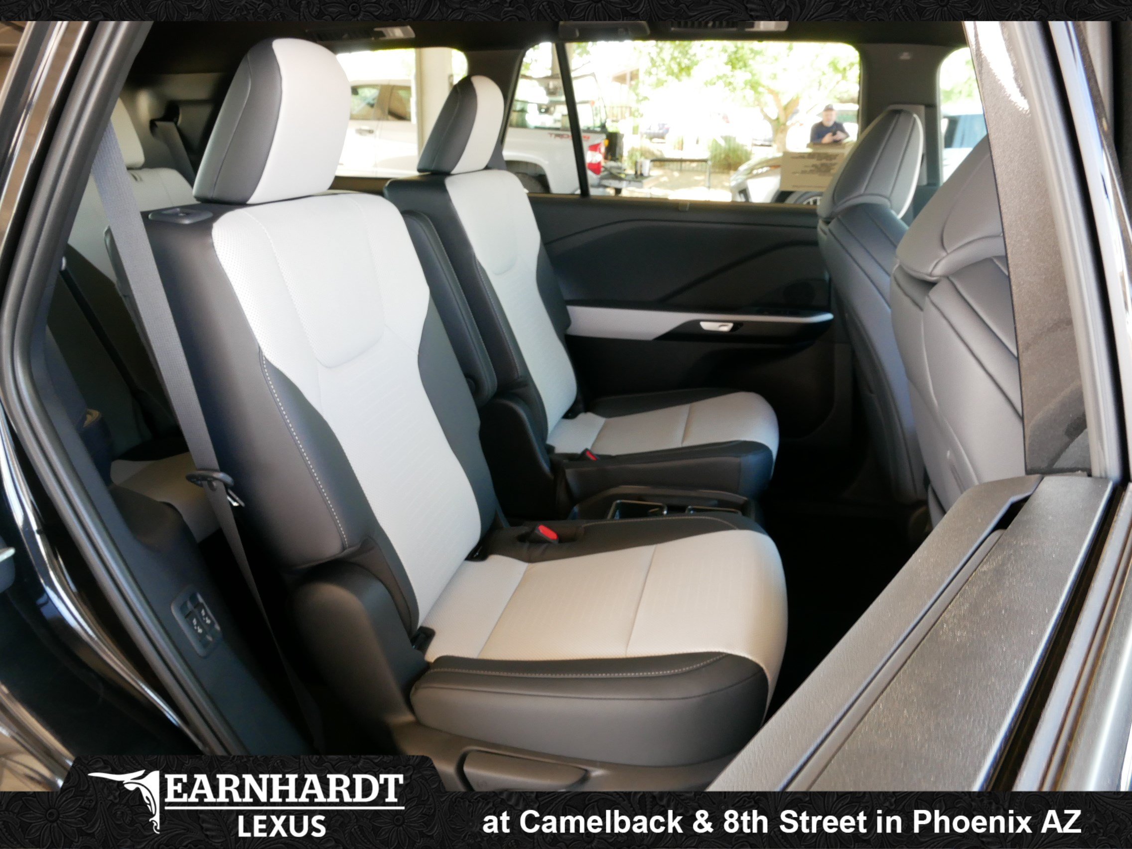 New 2026 Lexus TX 500h AWD w/ Technology Package image 8