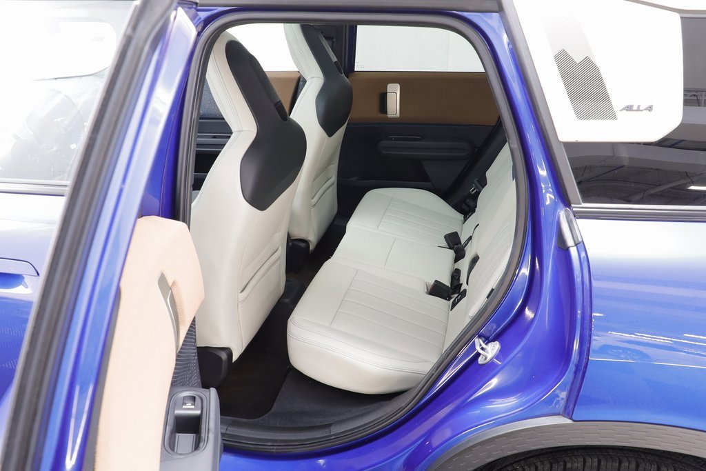 Certified 2025 MINI Cooper Countryman S w/ Comfort Package Max image 13