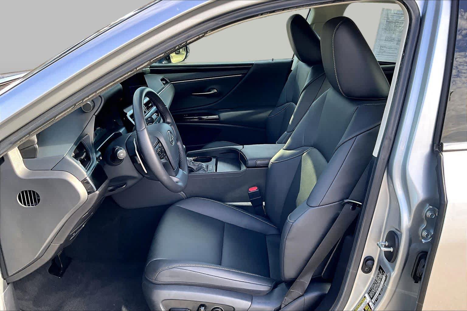 Certified 2025 Lexus ES 350 w/ Accessory Package (Z1) FWD image 7