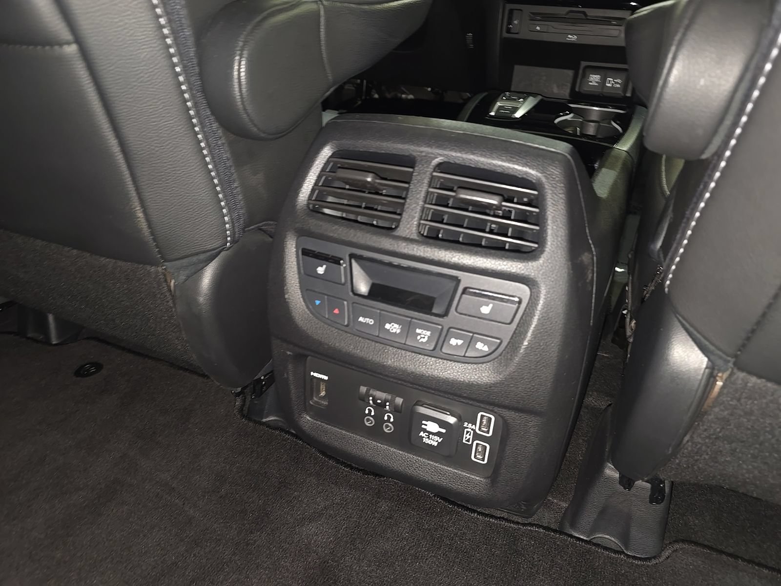 Used 2019 Honda Pilot Touring image 23