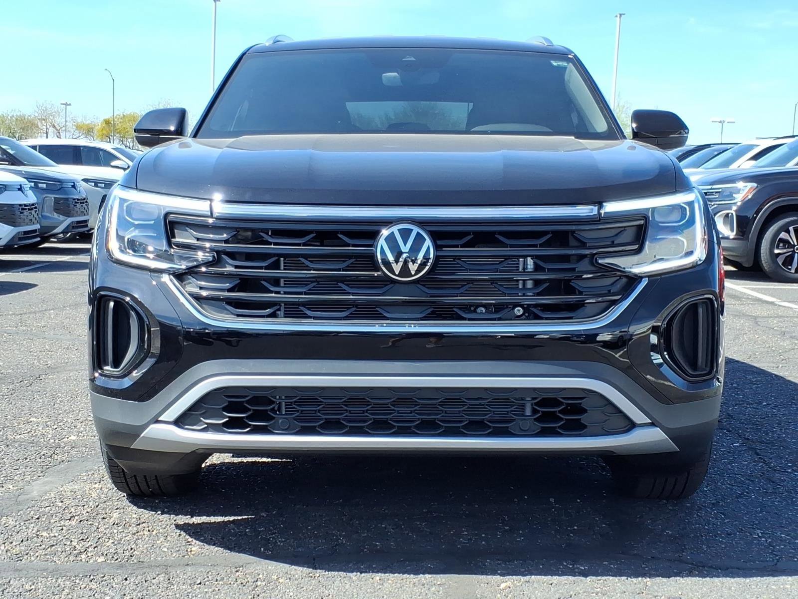 New 2026 Volkswagen Atlas Cross Sport SE image 2