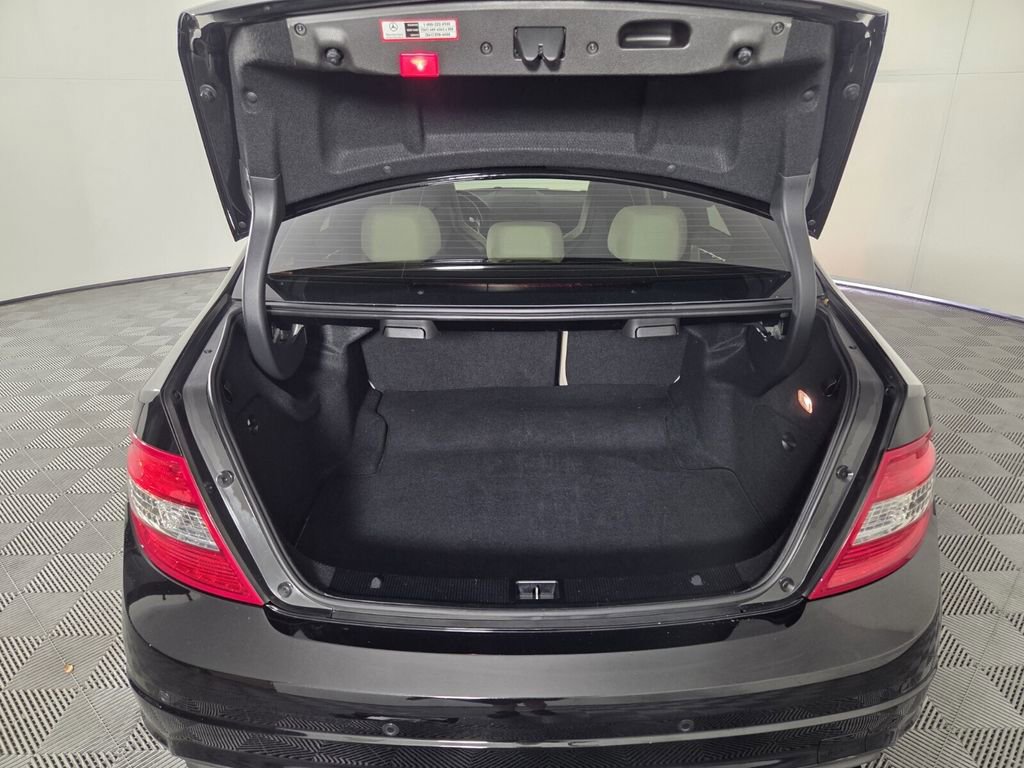 Used 2009 Mercedes-Benz C 63 AMG Sedan image 29
