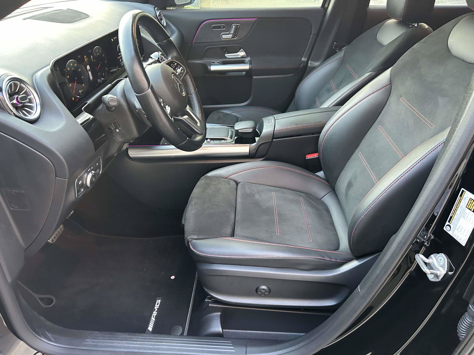 Used 2023 Mercedes-Benz GLA 250 4MATIC image 19