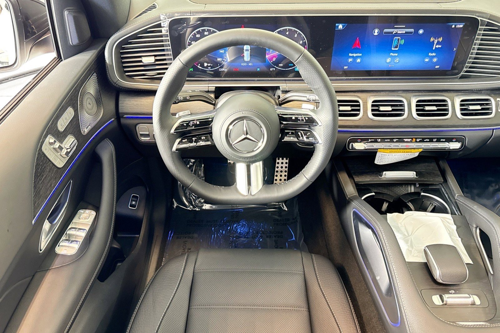 New 2026 Mercedes-Benz GLS 580 4MATIC image 19