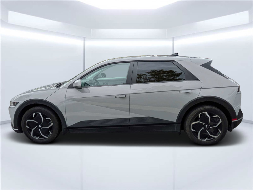 Certified 2024 Hyundai Ioniq 5 SEL RWD image 6