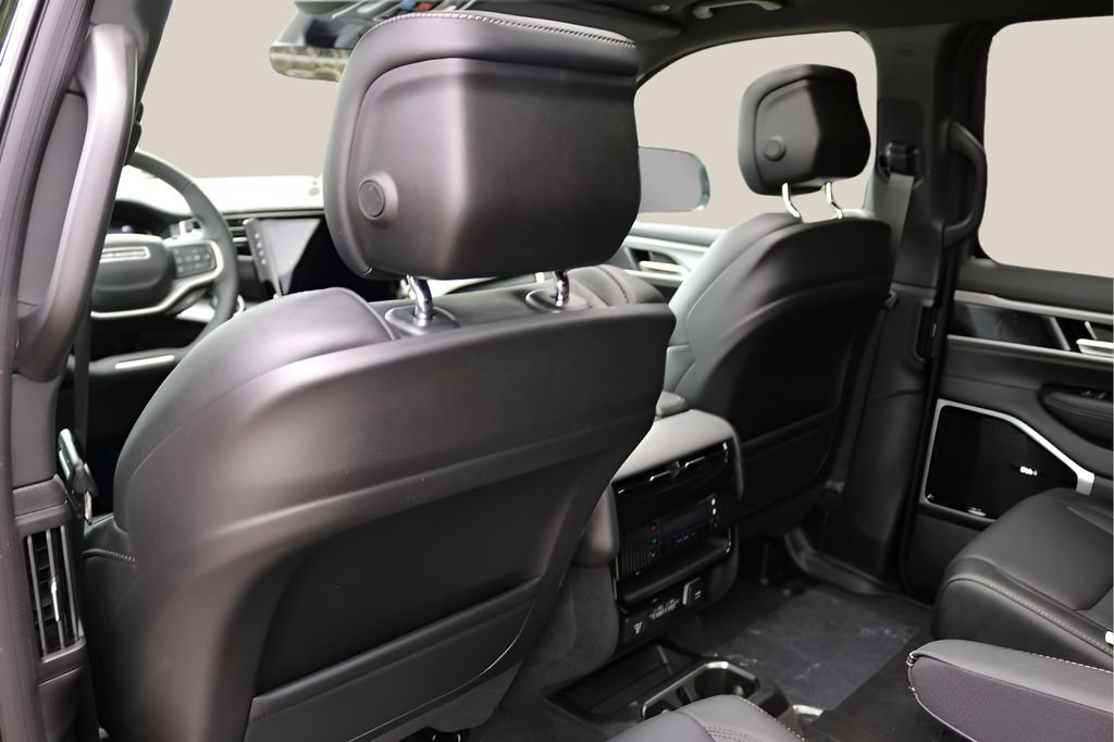 New 2026 Jeep Grand Wagoneer Limited AWD/4WD image 14