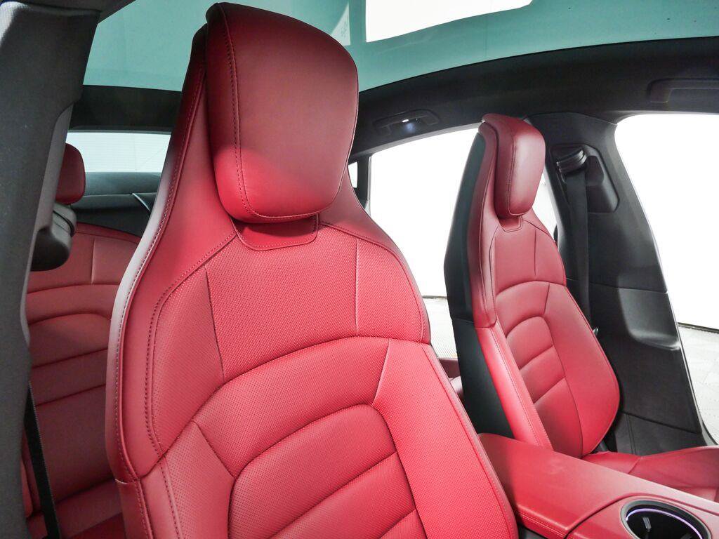 Certified 2023 Porsche Taycan RWD image 25