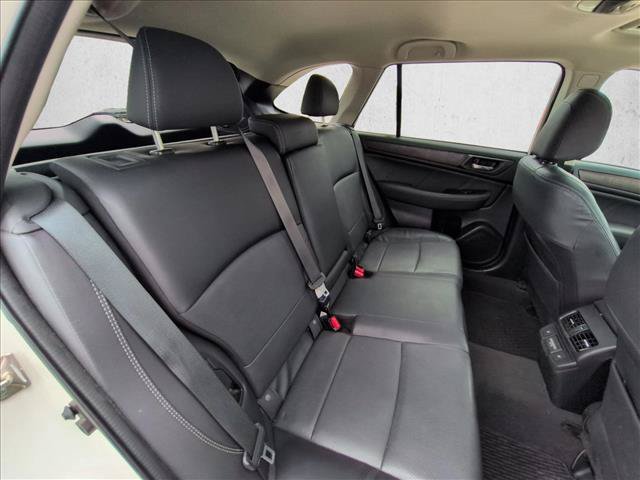 Used 2018 Subaru Outback 2.5i Limited AWD/4WD image 18
