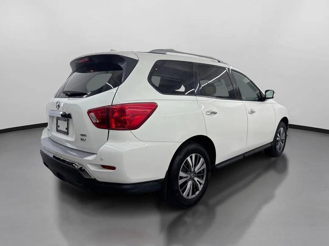 Used 2020 Nissan Pathfinder SV AWD/4WD image 10