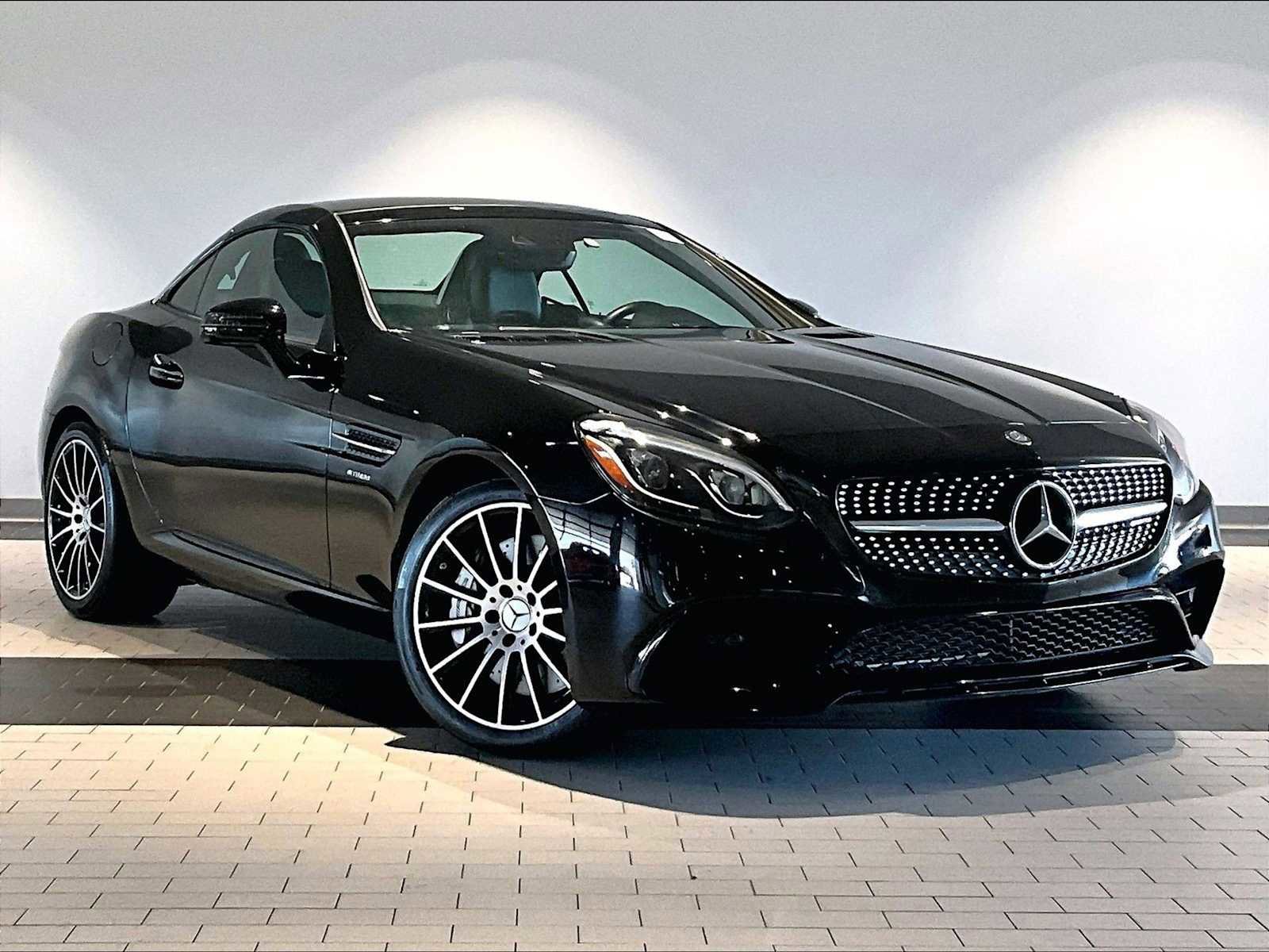 Used 2017 Mercedes-Benz SLC 43 AMG image 12
