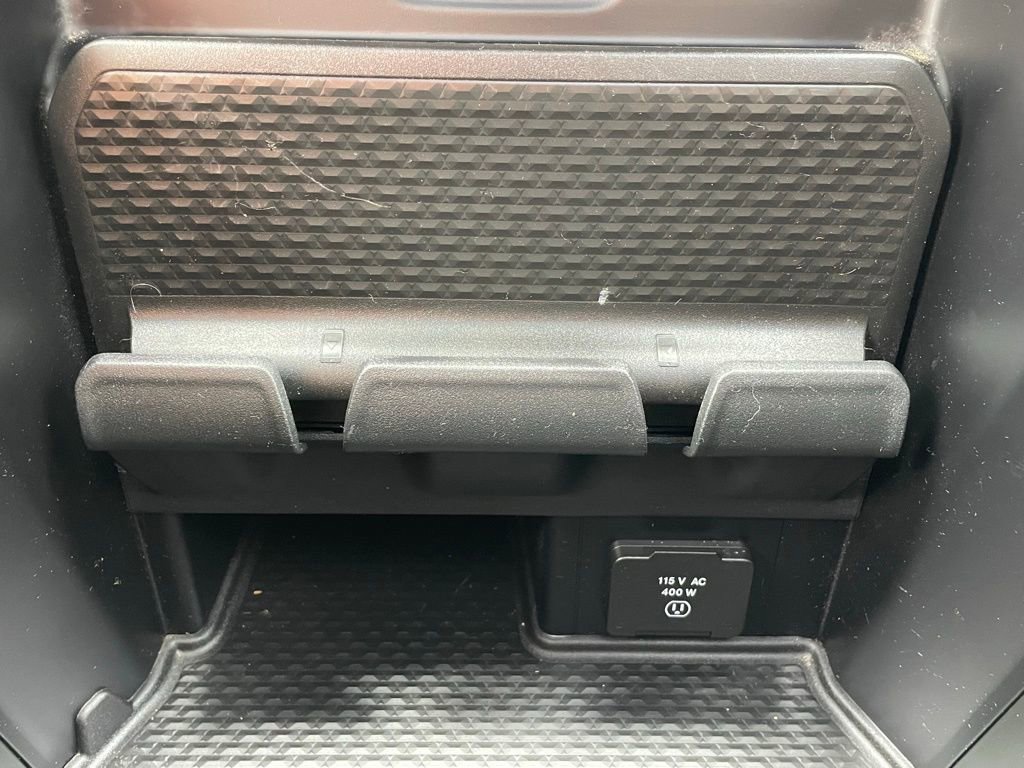 Used 2024 RAM 2500 Laramie w/ Night Edition AWD/4WD image 43