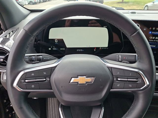 Used 2025 Chevrolet Equinox LT AWD/4WD image 18