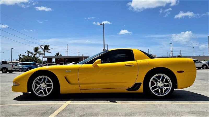 Used 2003 Chevrolet Corvette Z06 w/ Memory Package, 3 Drivers RWD image 2