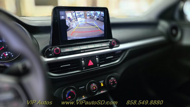 Used 2016 Kia Forte LX FWD image 19