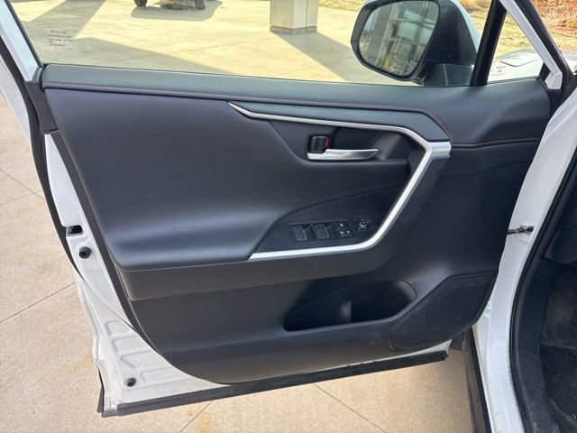 Used 2024 Toyota RAV4 Adventure image 23