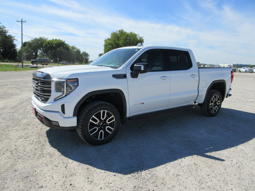 New 2026 GMC Sierra 1500 AT4 w/ AT4 Premium Package AWD/4WD image 12