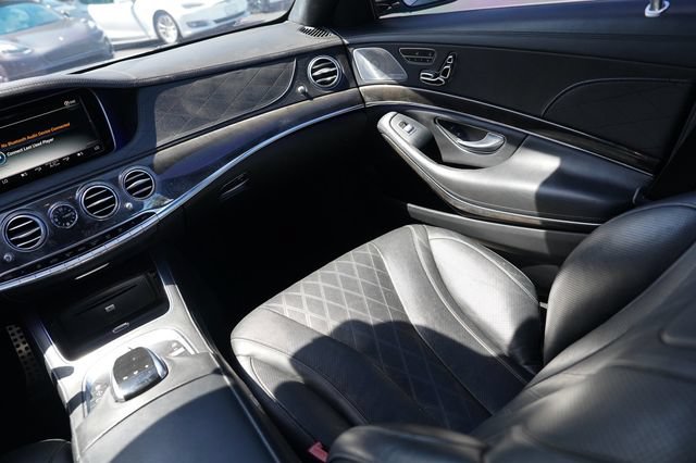 Used 2015 Mercedes-Benz S 550 Sedan w/ Premium 1 Package image 24