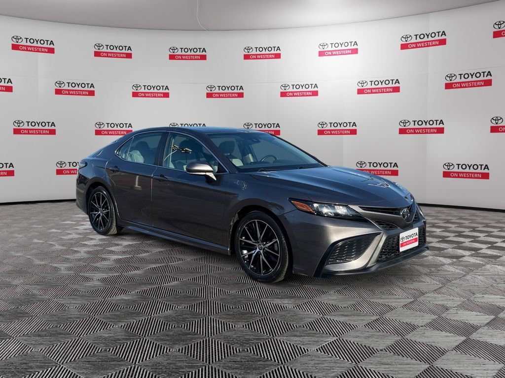 Used 2021 Toyota Camry SE w/ Cold Weather Package