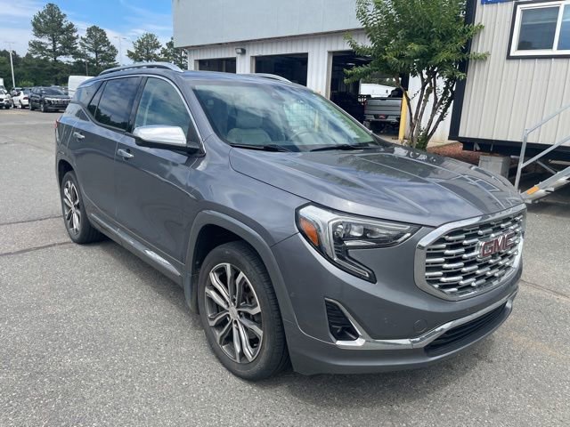 Used 2019 GMC Terrain Denali w/ Advanced Safety Package AWD/4WD image 1