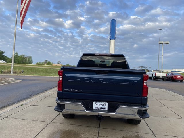Used 2023 Chevrolet Silverado 1500 LT image 13
