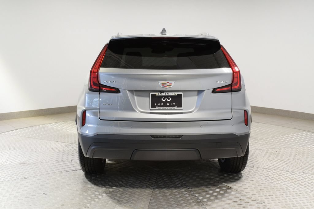 Used 2024 Cadillac XT4 Luxury w/ Cold Weather Package AWD/4WD image 6