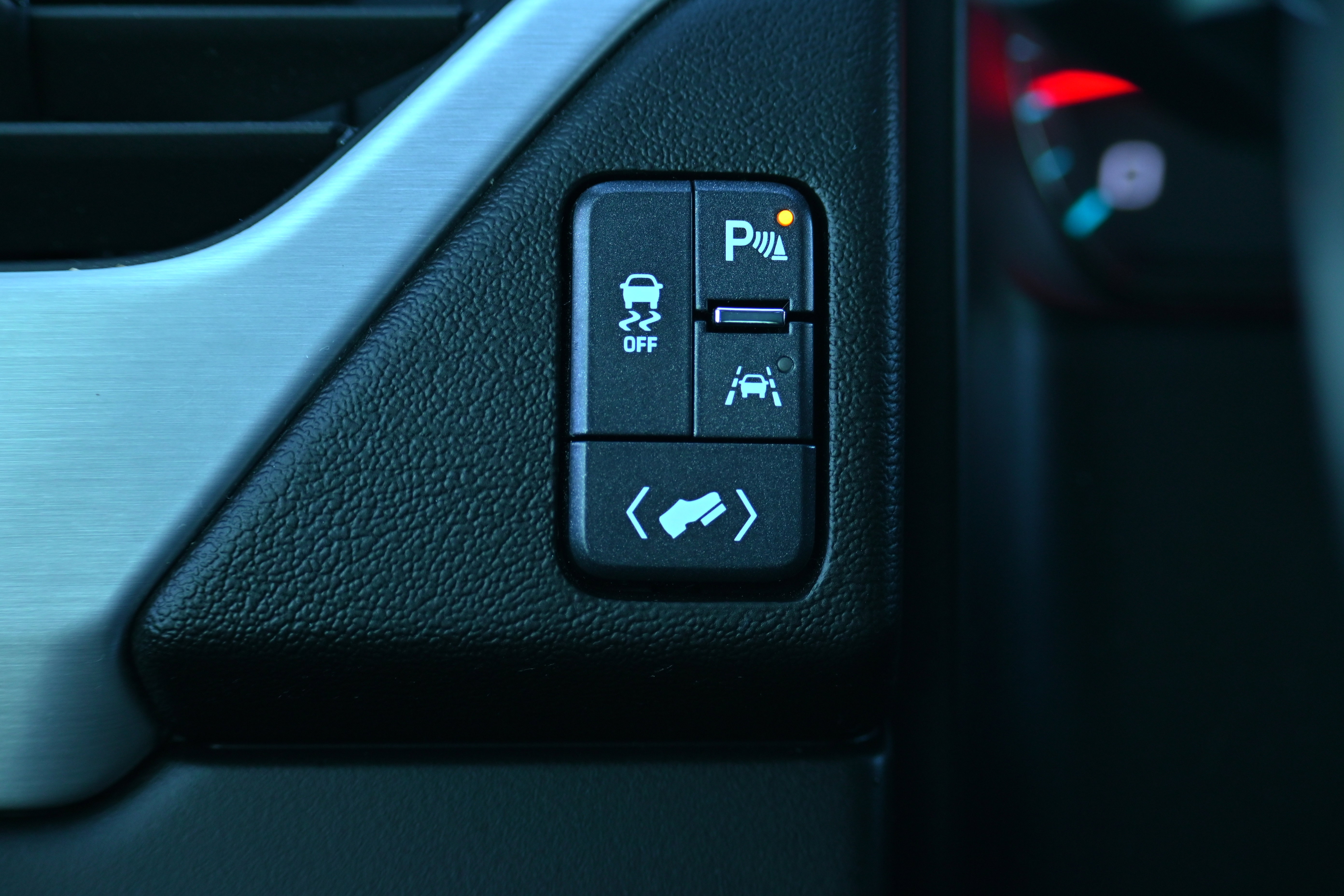 Used 2019 GMC Yukon SLT w/ Open Road Package image 29