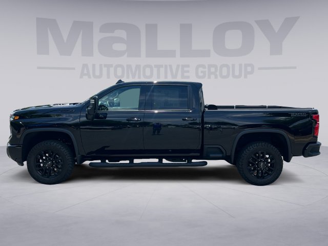Used 2025 Chevrolet Silverado 2500 LTZ w/ Trail Boss Package AWD/4WD image 2