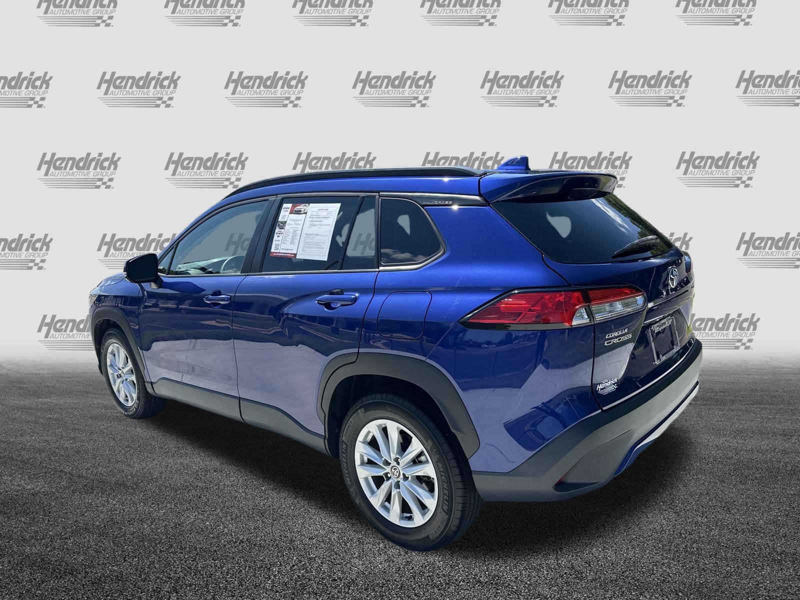 Certified 2023 Toyota Corolla Cross LE w/ Moonroof Package FWD image 8