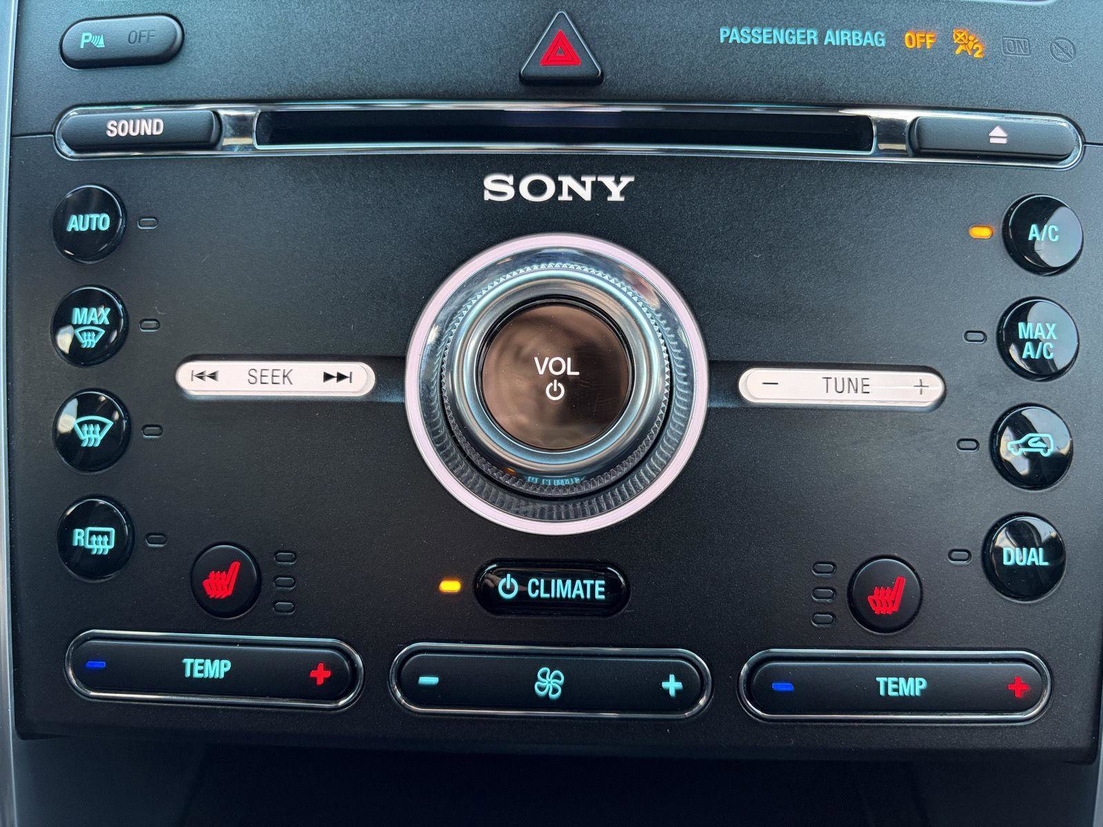 Used 2016 Ford Explorer Sport AWD/4WD image 22