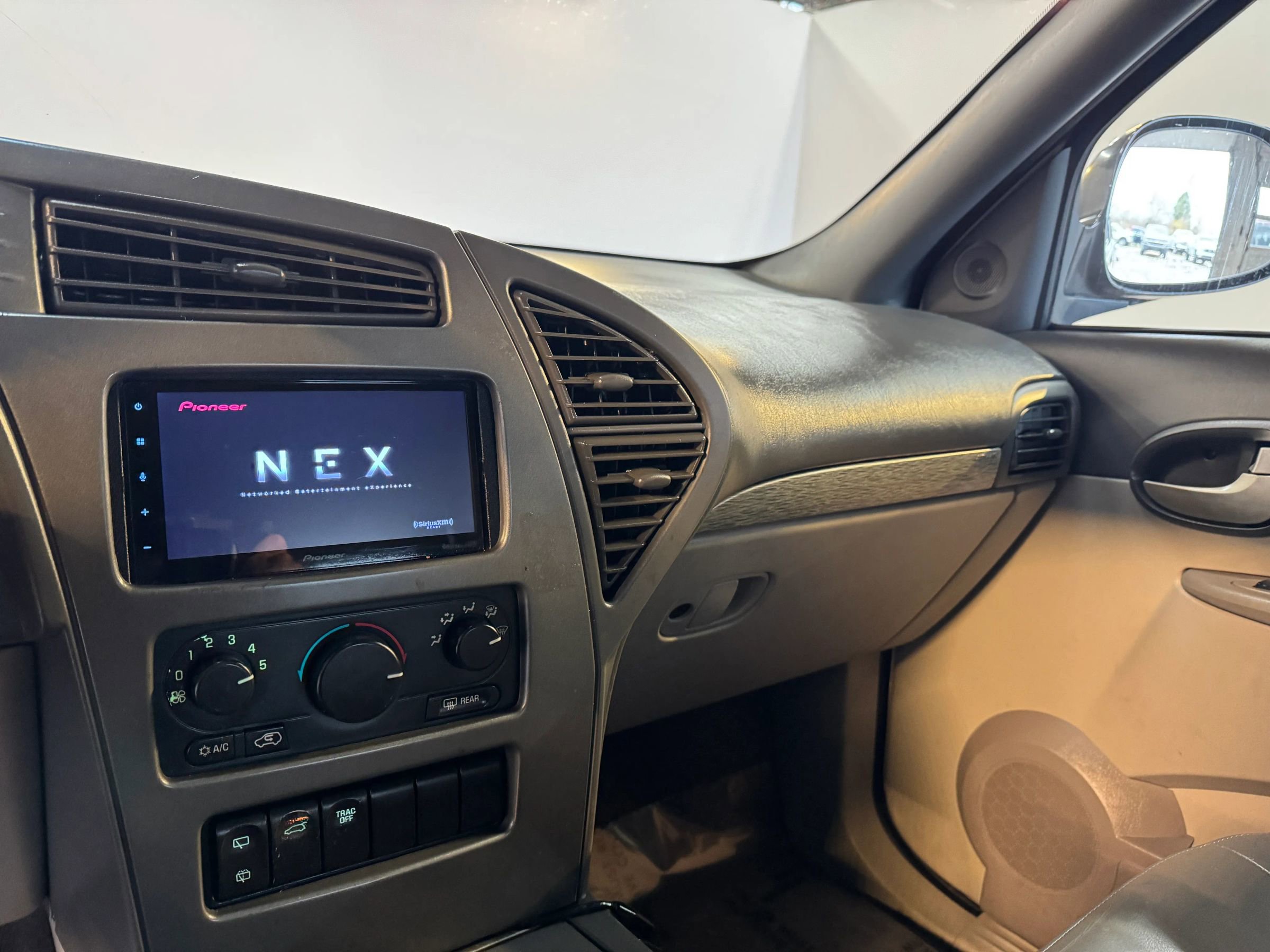 Used 2002 Buick Rendezvous CX w/ Versatility Pkg image 17