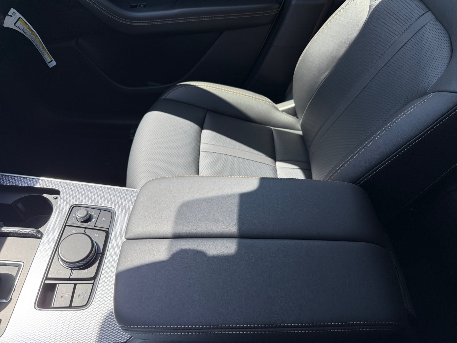 New 2026 MAZDA CX-90 Plug-In Hybrid w/ Premium Plus AWD/4WD image 14