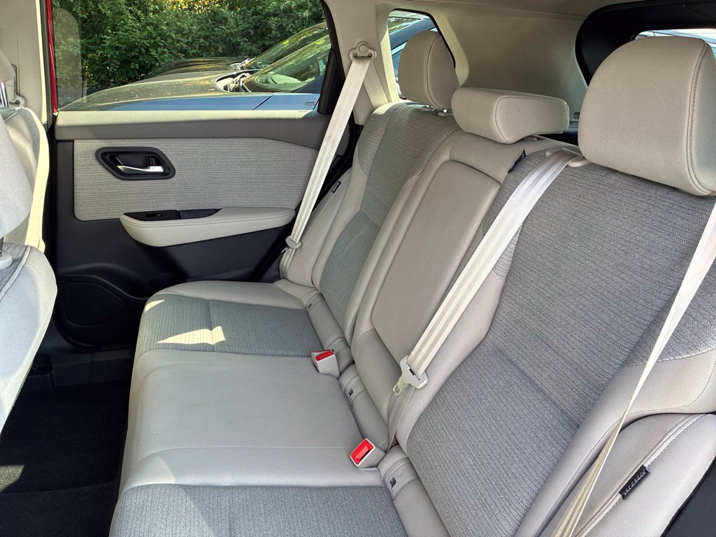 Certified 2023 Nissan Rogue SV AWD/4WD image 25